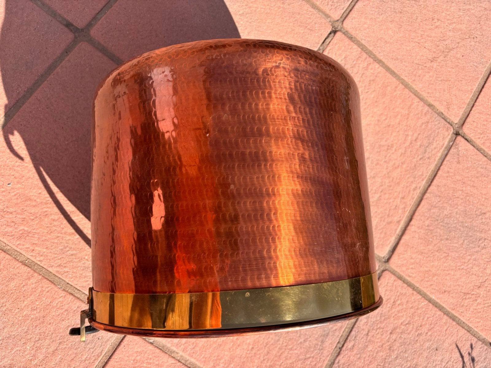 Roodkoperen ketel met messing rand, Maison & Meubles, Enlèvement, Utilisé, Autres matériaux, Avec poignée