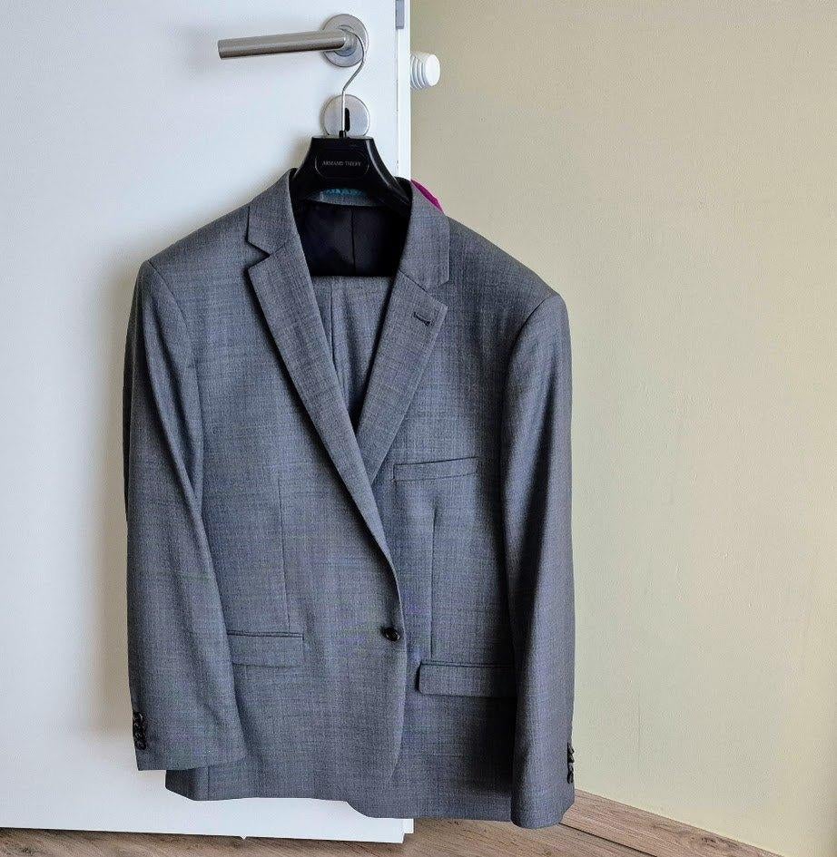 Costume 2 pièces, Enlèvement, Comme neuf, Taille 52/54 (L), Gris