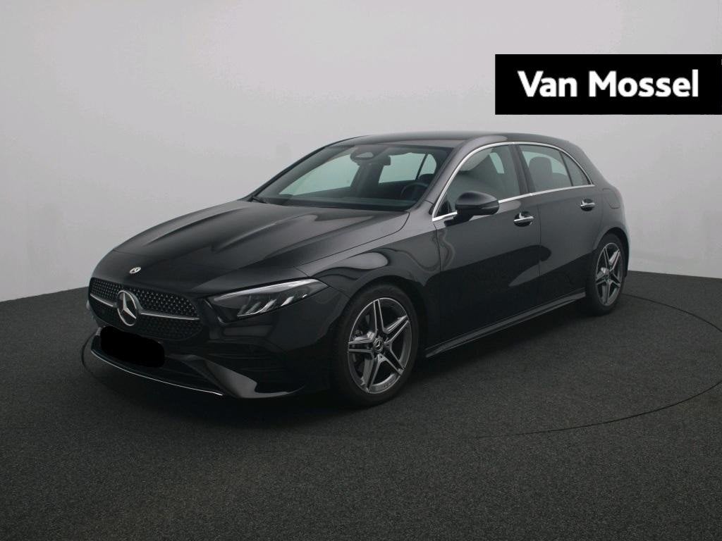 Mercedes-Benz A-Klasse 180 Star Edition + AMG LINE + CARPLAY, Auto's, Mercedes-Benz, https://public.car-pass.be/vhr/187bcf19-4fd1-465b-8a50-57b1cc47f443