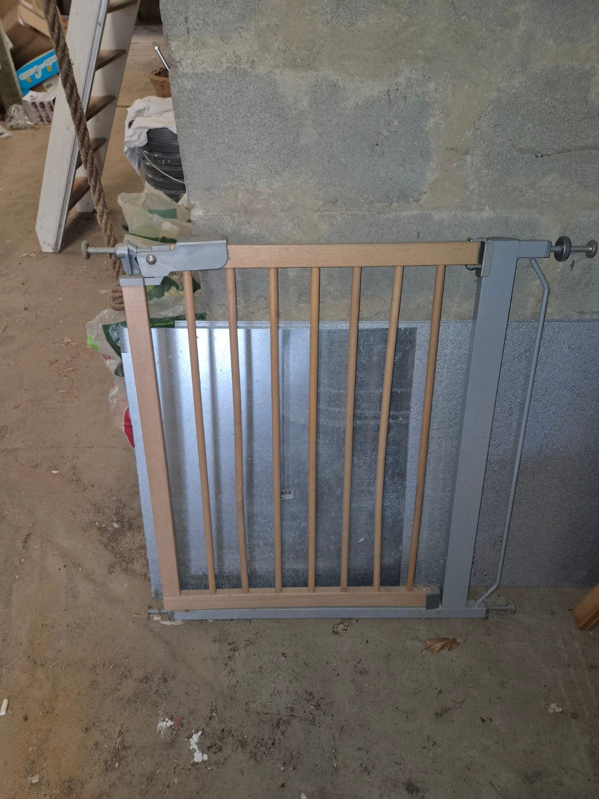 barrière porte pour enfant, Enlèvement
