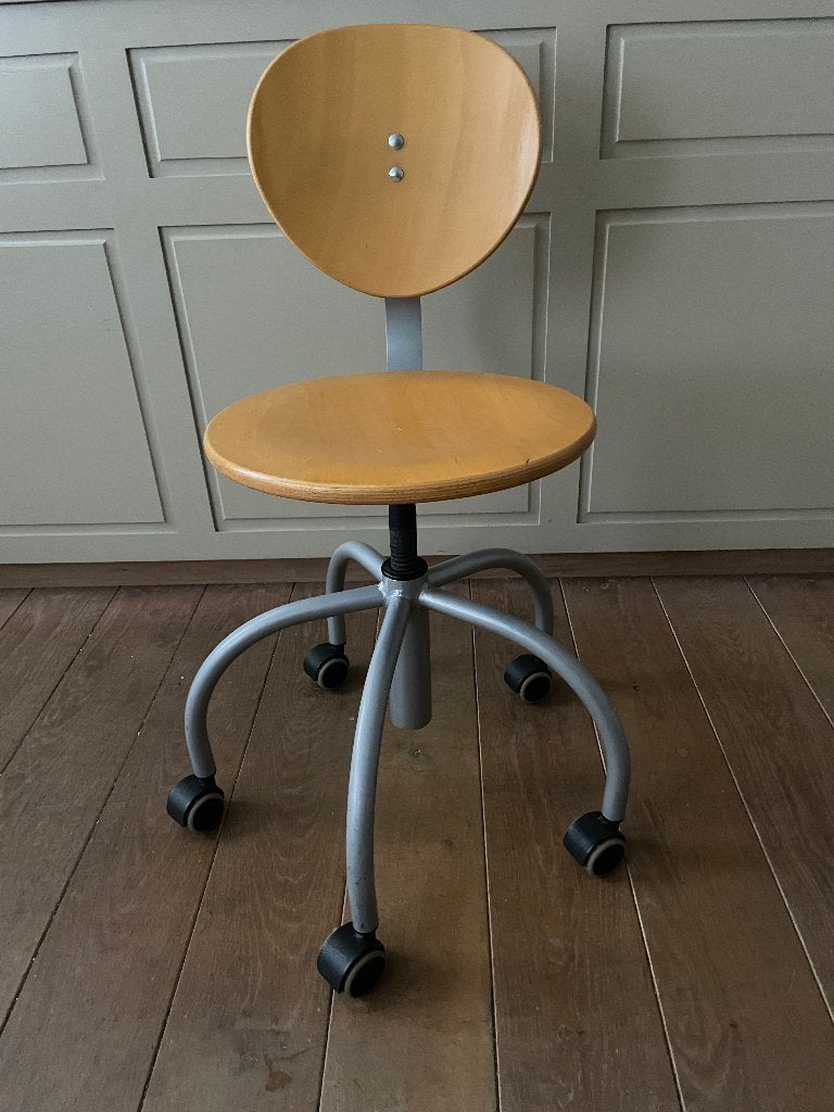 Bureaustoel in hout (grenen) en onderstel in aluminium, Ikea, Ophalen, Zo goed als nieuw, Bruin, Bureaustoel