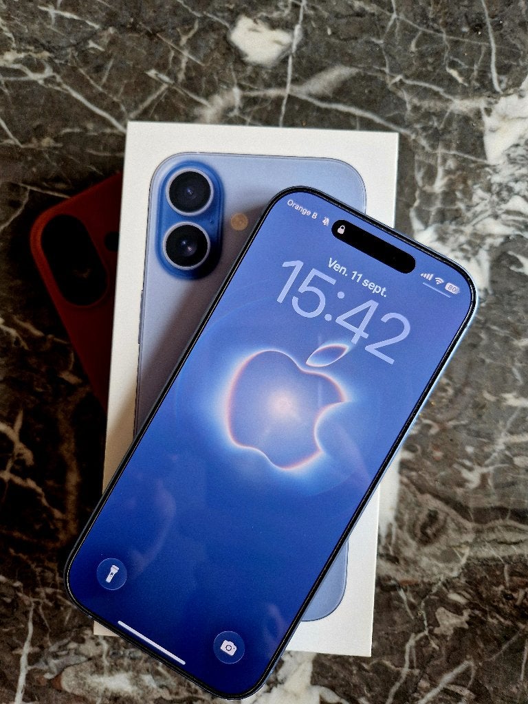 iPhone 17, batterie 97 %, boîte + facture, 256 GB, 97 %, Autres modèles, Comme neuf