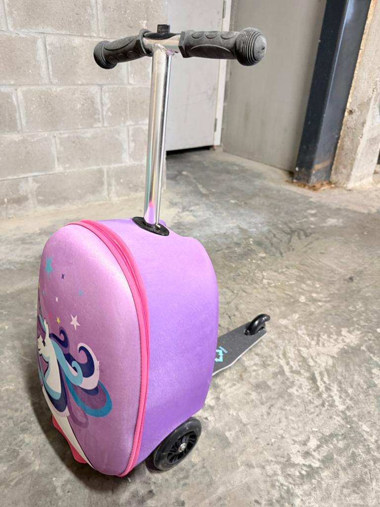 Valise enfant trotinette, Enlèvement, Utilisé