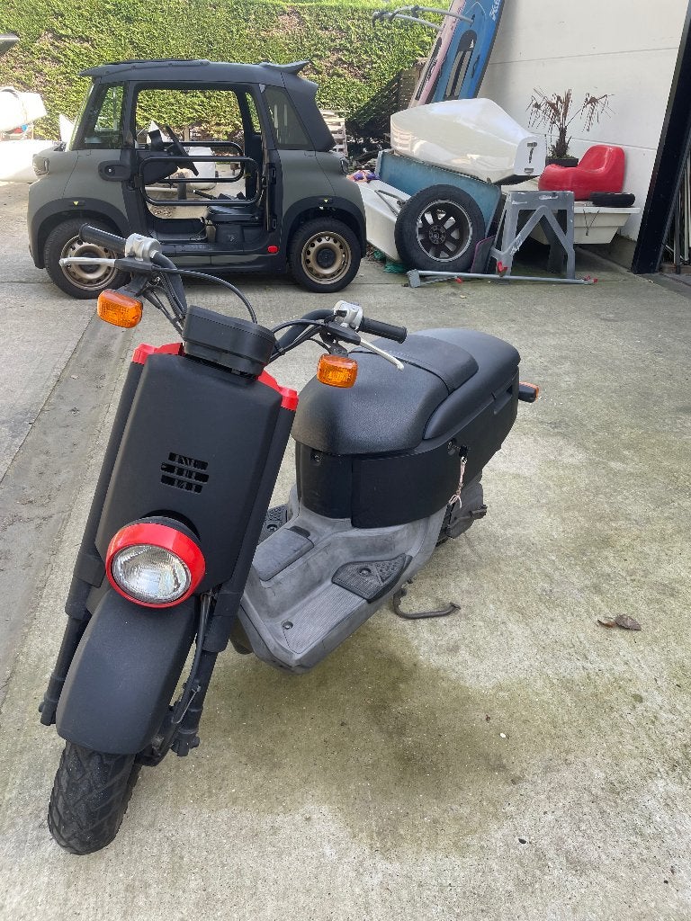 Brommer Yamaha Giggle, Ophalen, Yamaha, Zo goed als nieuw, 50 cc