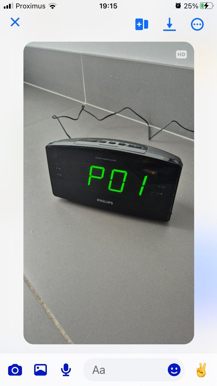 Klokradio, Elektronische apparatuur, Wekkers, Ophalen of Verzenden, Zo goed als nieuw