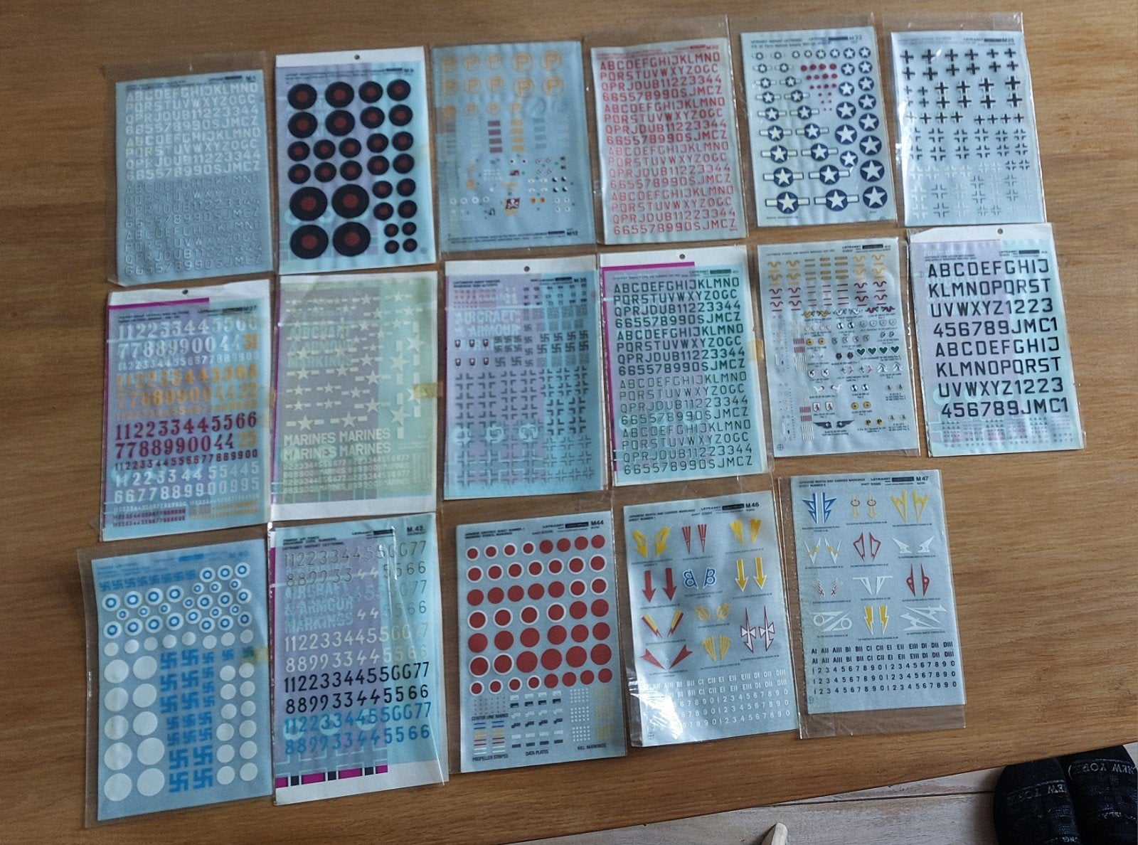Letraset instant lettering sheet, Enlèvement ou Envoi, Comme neuf, Avion, Autres marques