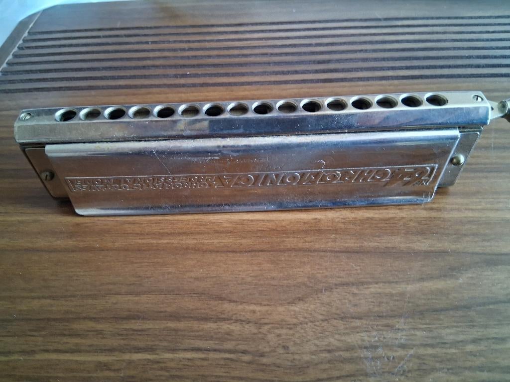 harmonica Hohner+support, Musique & Instruments, Instruments à vent | Harmonica, Enlèvement ou Envoi