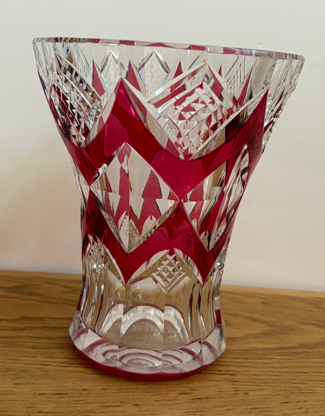 Originele Val Saint Lambert Vaas "Eprave" – Robijnrood, Antiek en Kunst, Ophalen of Verzenden