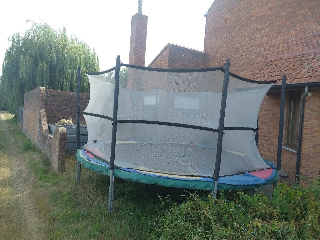 trampoline, Enlèvement, Utilisé
