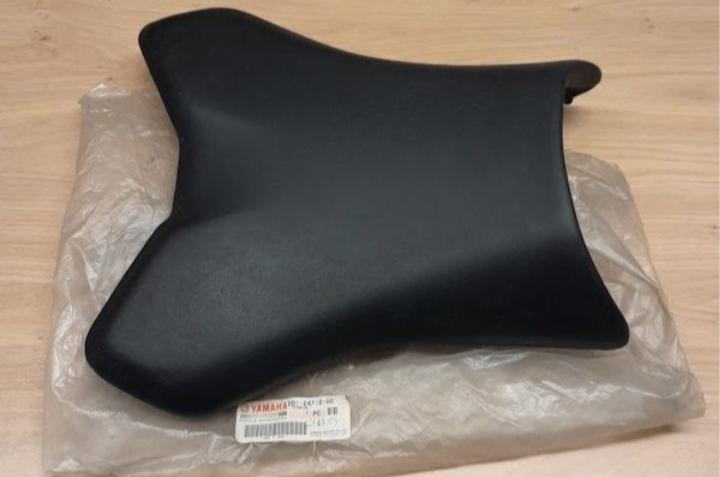 SINGLE SEAT ASSY 2D1-24710-12 YAMAHA FZ1 S/N '06 > '12, Enlèvement, Neuf