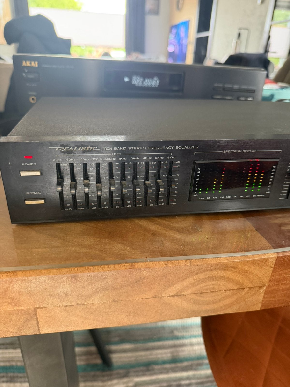 Realistic equalizer 31-9081, Ophalen of Verzenden, Zo goed als nieuw