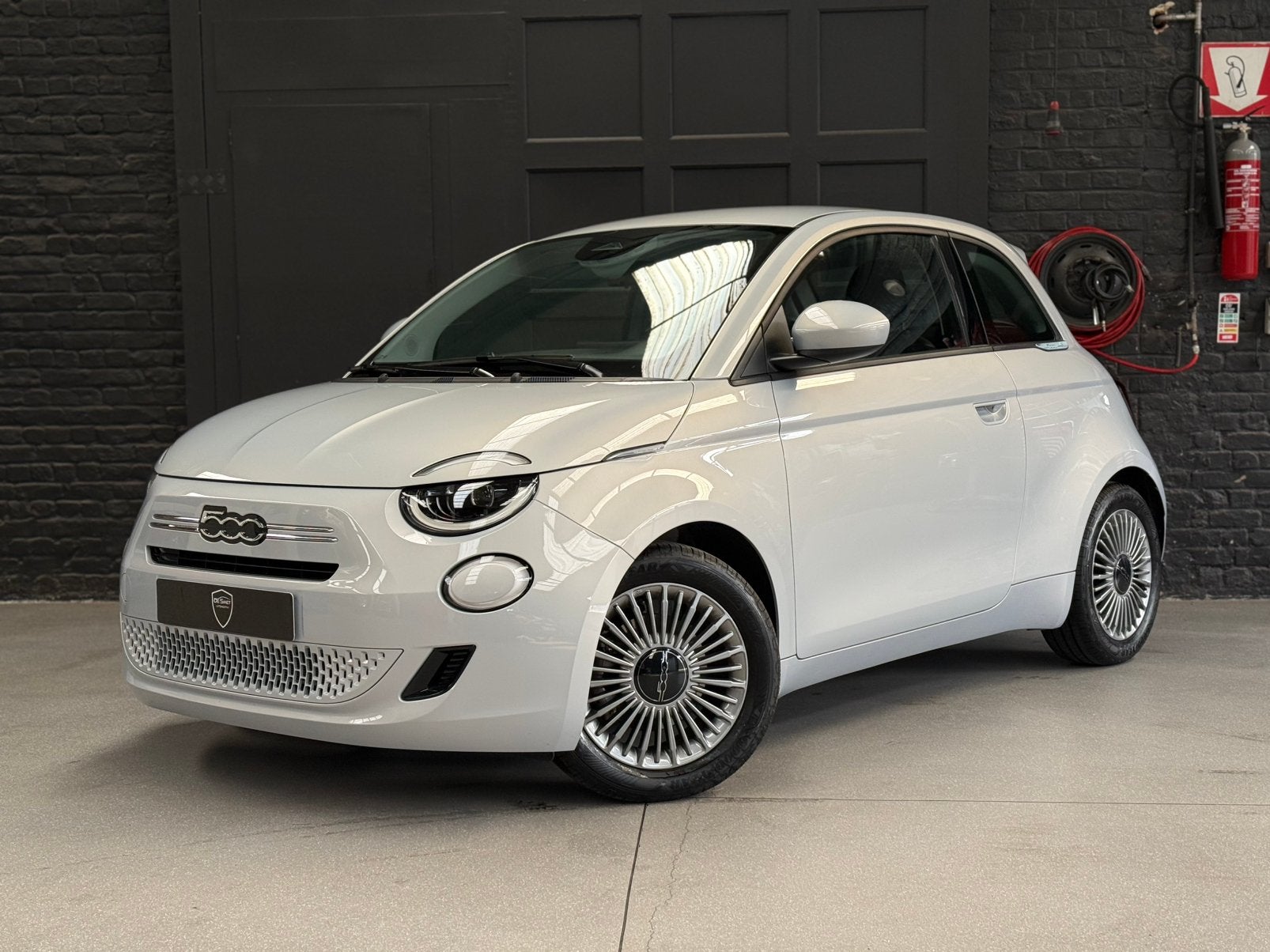 Fiat 500 hybrid Torino #1100km #Nieuw, Auto's, Voorwielaandrijving, 4 zetels, Stof, Euro 6