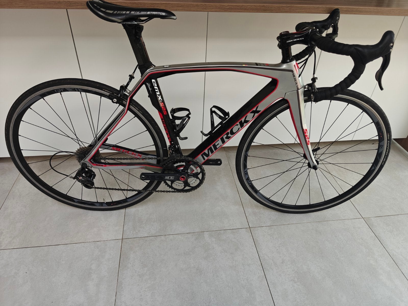 Eddy Merckx EMX 525, ancien vélo professionnel Fabio van den, Enlèvement, Carbone