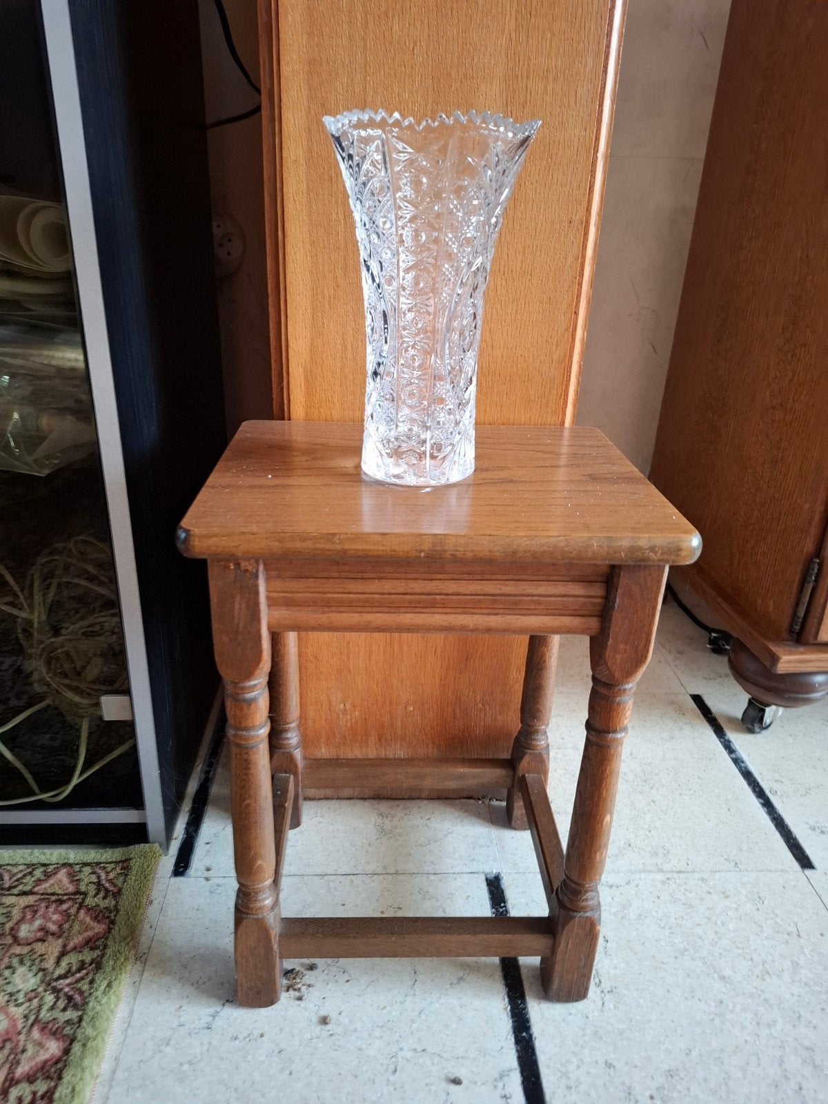 Vintage eikenhouten (bijzet)tafeltje / kruk – jaren '70, Antiek en Kunst, Ophalen