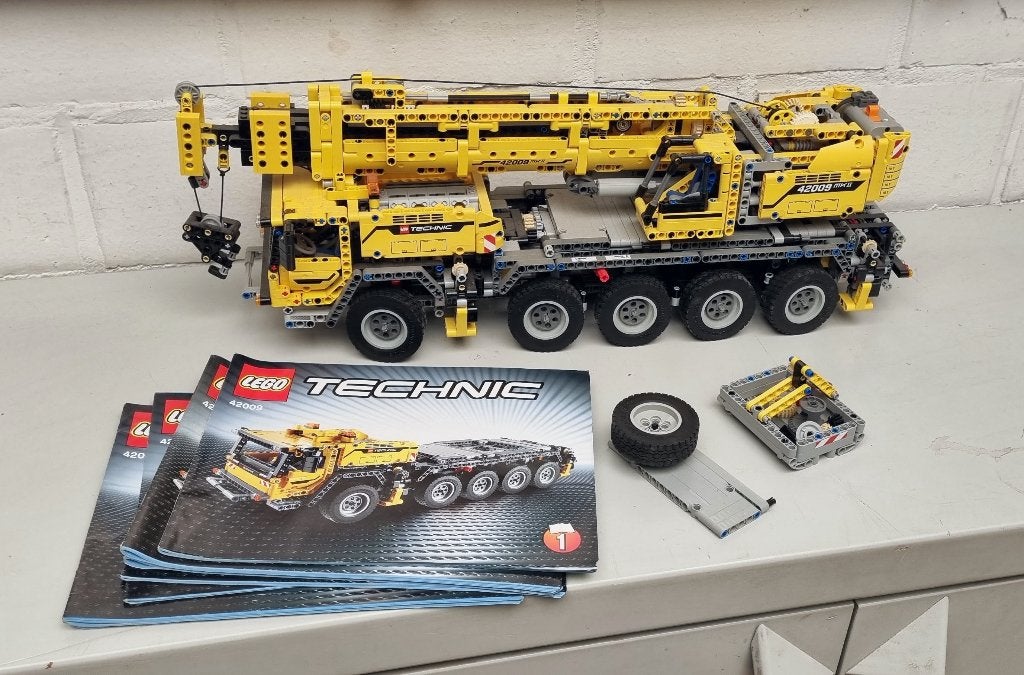 LEGO Technic 42009 - Mobile Crane MK II, Lego, Ensemble complet, Instructions incluses, Comme neuf