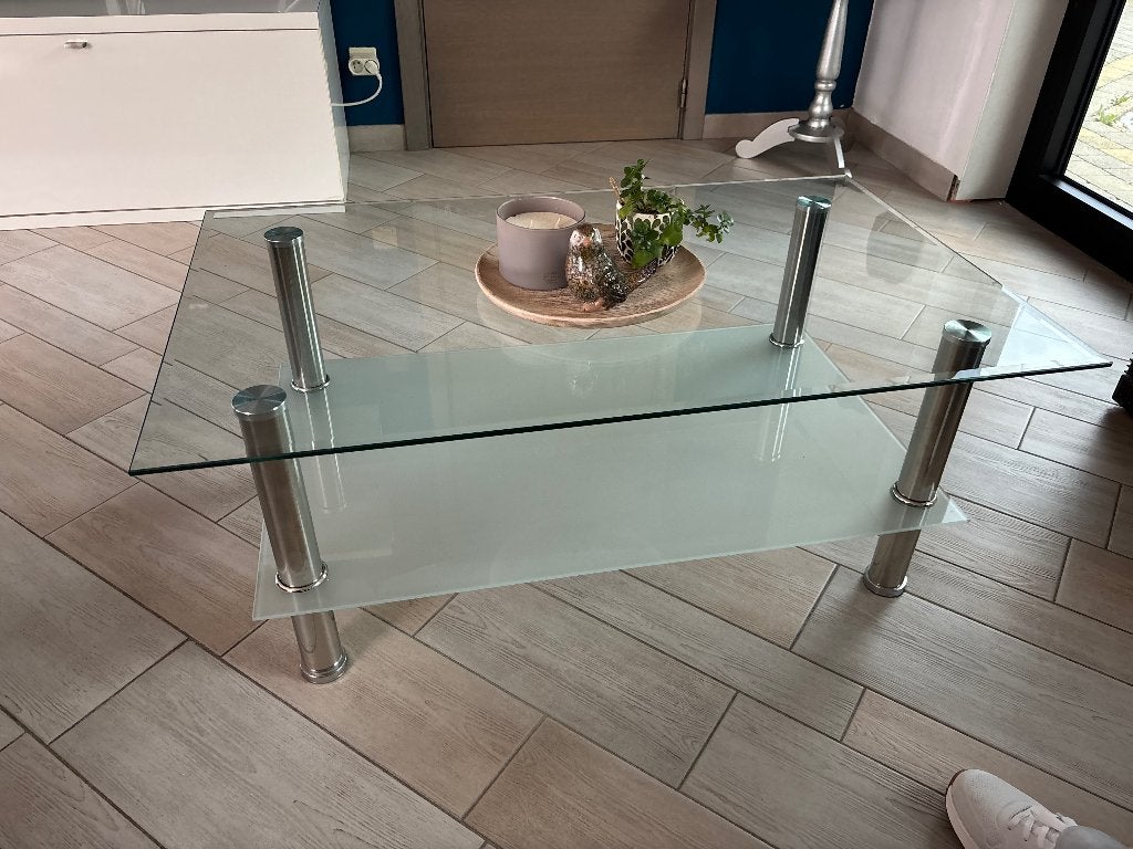 Table basse avec plateau en verre, Comme neuf, Verre, Enlèvement, 50 à 100 cm