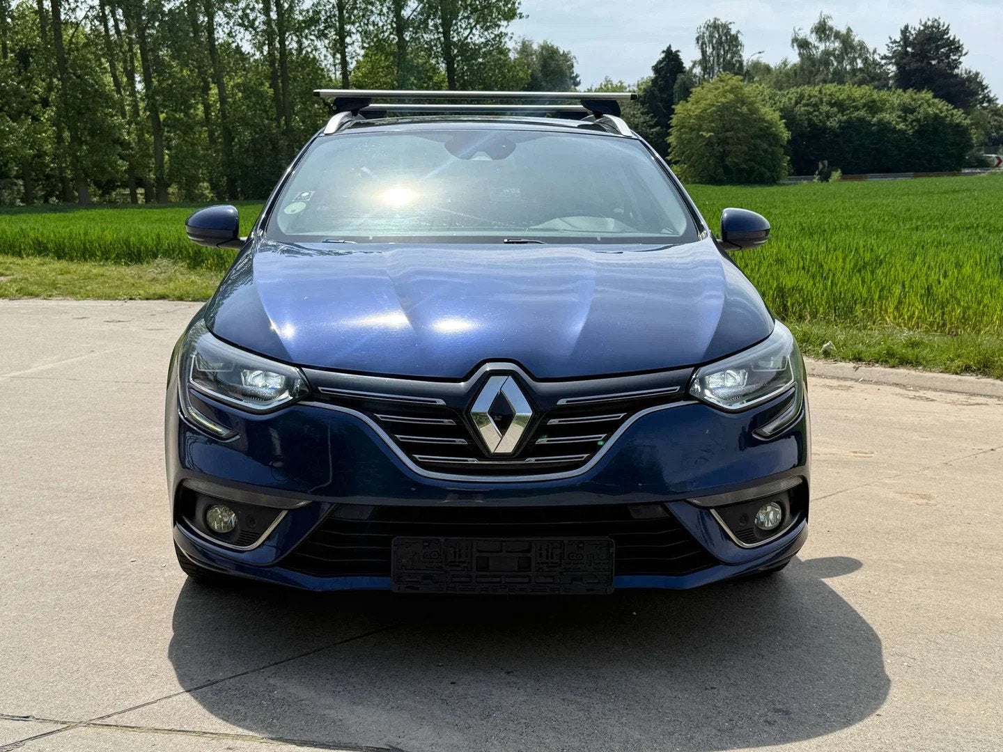 Renault Mégane Mégane SW 1.5 dCi Energy Limited / PANORAMI, Auto's, Gebruikt, 4 cilinders, Blauw, https://public.car-pass.be/vhr/301c66f4-a376-4073-934a-f9db6b988b21