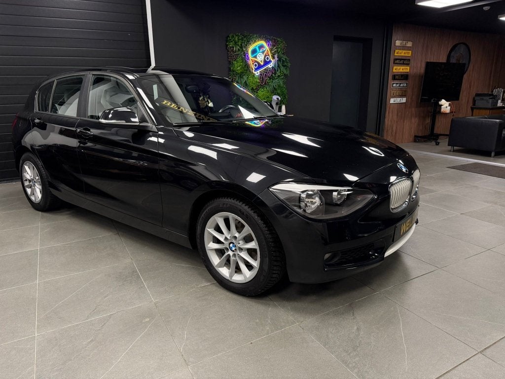 BMW URBAN 114i TURBO 2013 BENZINE 140.000 KM, Autos, BMW, Euro 5, Entreprise, 102 kW, Série 1