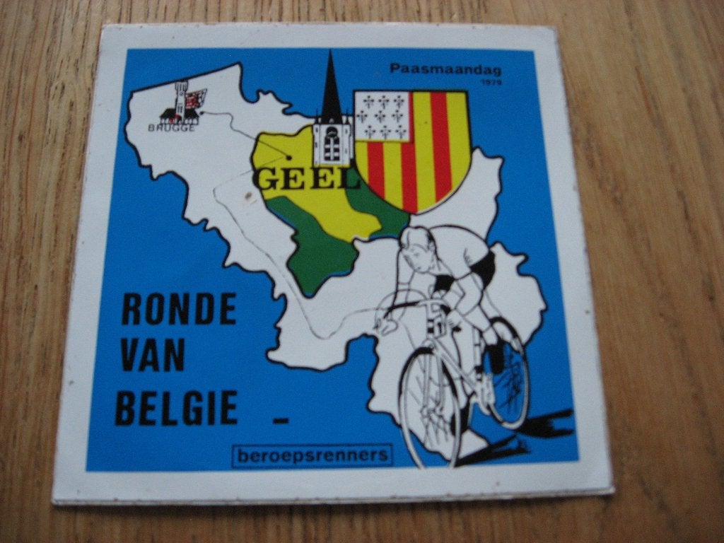 Sticker Ronde Van Belgie 1979 Geel Brugge Wielrennen, Ophalen of Verzenden, Nieuw, Poster, Plaatje of Sticker