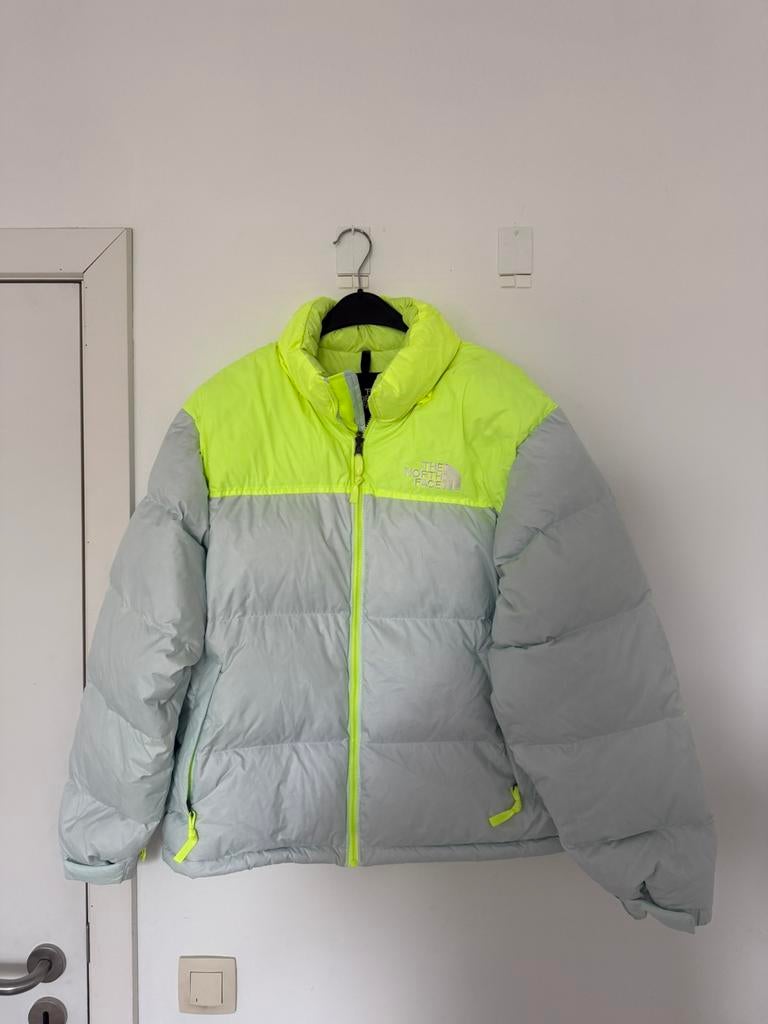 The north face, Ophalen, Zo goed als nieuw