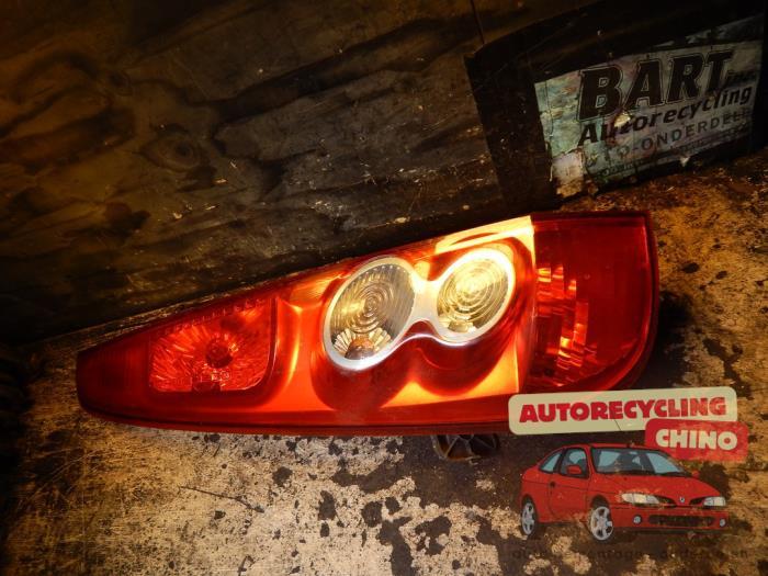 Achterlicht links van een Ford Fiesta, Auto-onderdelen, Gebruikt, -, -, Ophalen of Verzenden