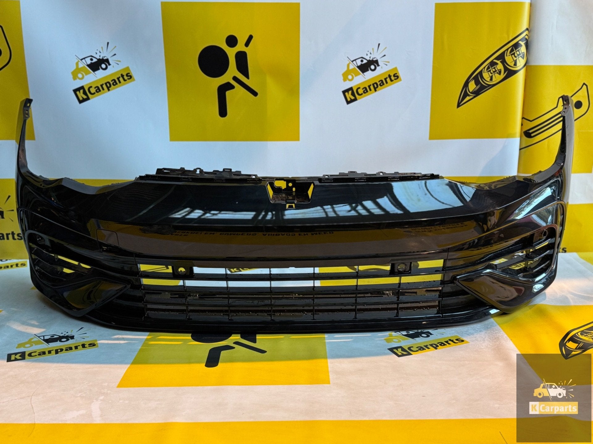 VOLKSWAGEN GOLF 8 R R20 VOORBUMPER 6x PDC 5H0807221E, Auto-onderdelen, Gebruikt, Volkswagen AG, Vw@volkswagen.de, Bumper
