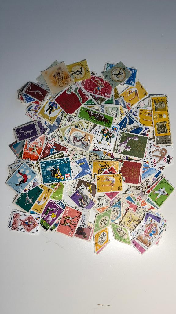Verzameling postzegels (+250) Sport en de Olympische Spelen, Ophalen of Verzenden