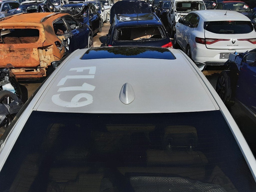 DIVERS TOIT BMW 3 serie (G20) (01-2018/03-2020), Utilisé, BMW, Petuelring 130
80809  München, DE, Bayerische Motoren Werke AG
