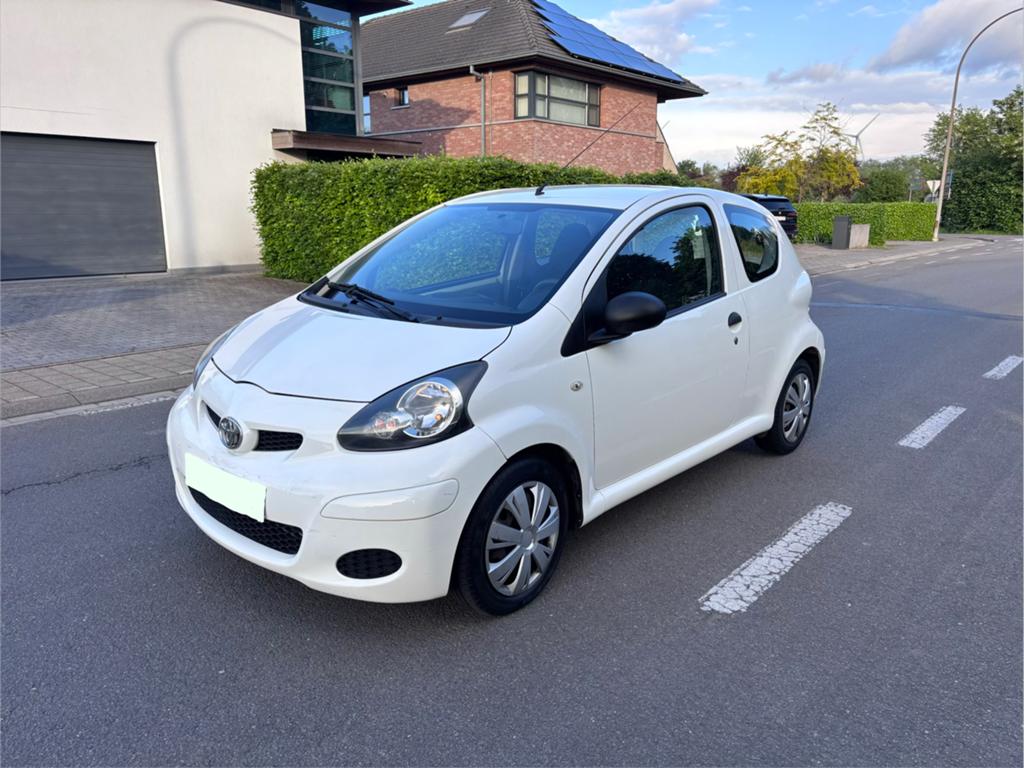 Toyota Aygo 1.0i Euro 5 Benzine Gekeurd voor verkoop, Auto's, Toyota, Euro 5, 50 kW, Handgeschakeld, Particulier