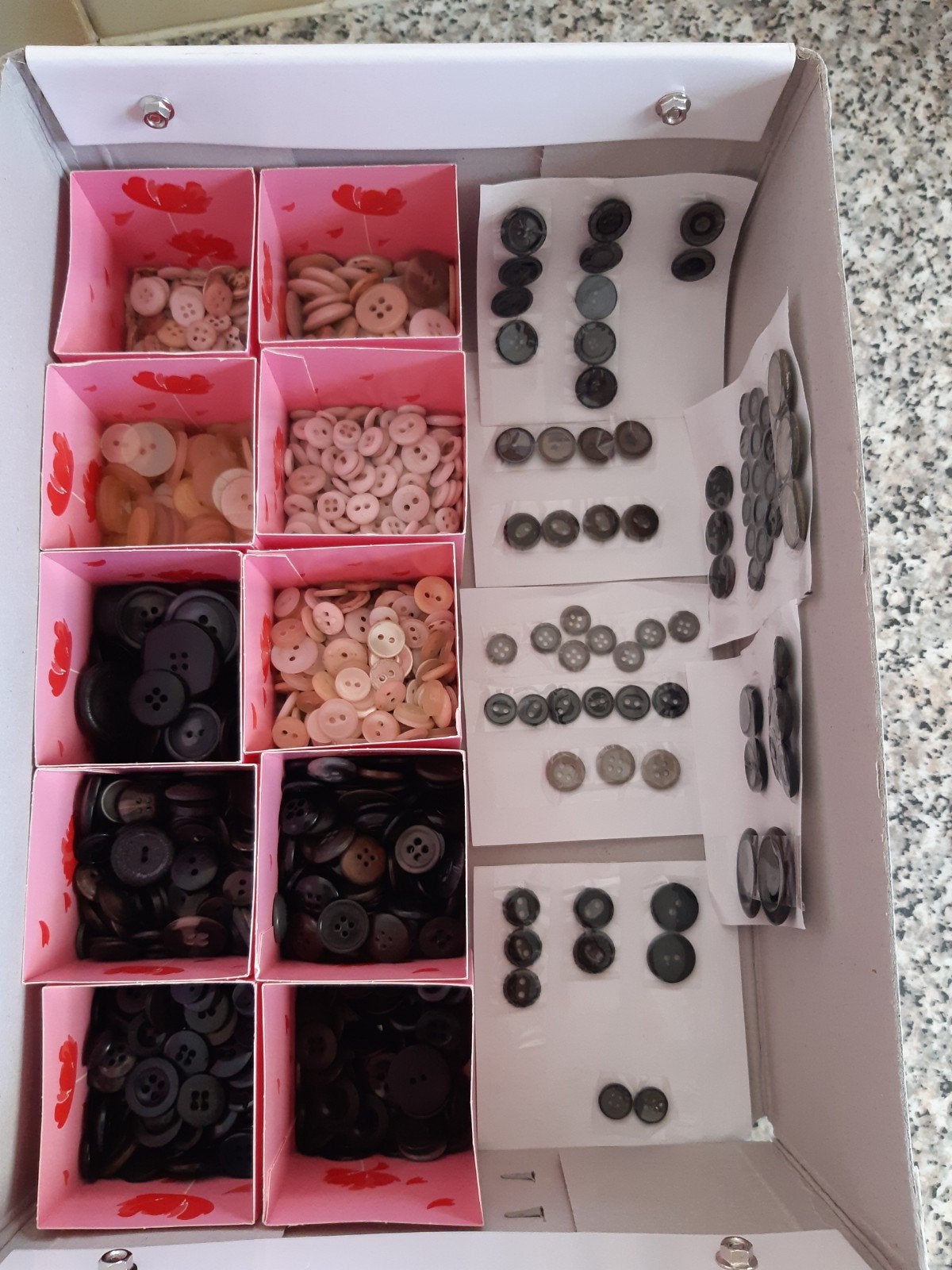 boutons vintage, Enlèvement ou Envoi, Comme neuf, Bouton ou Boutons