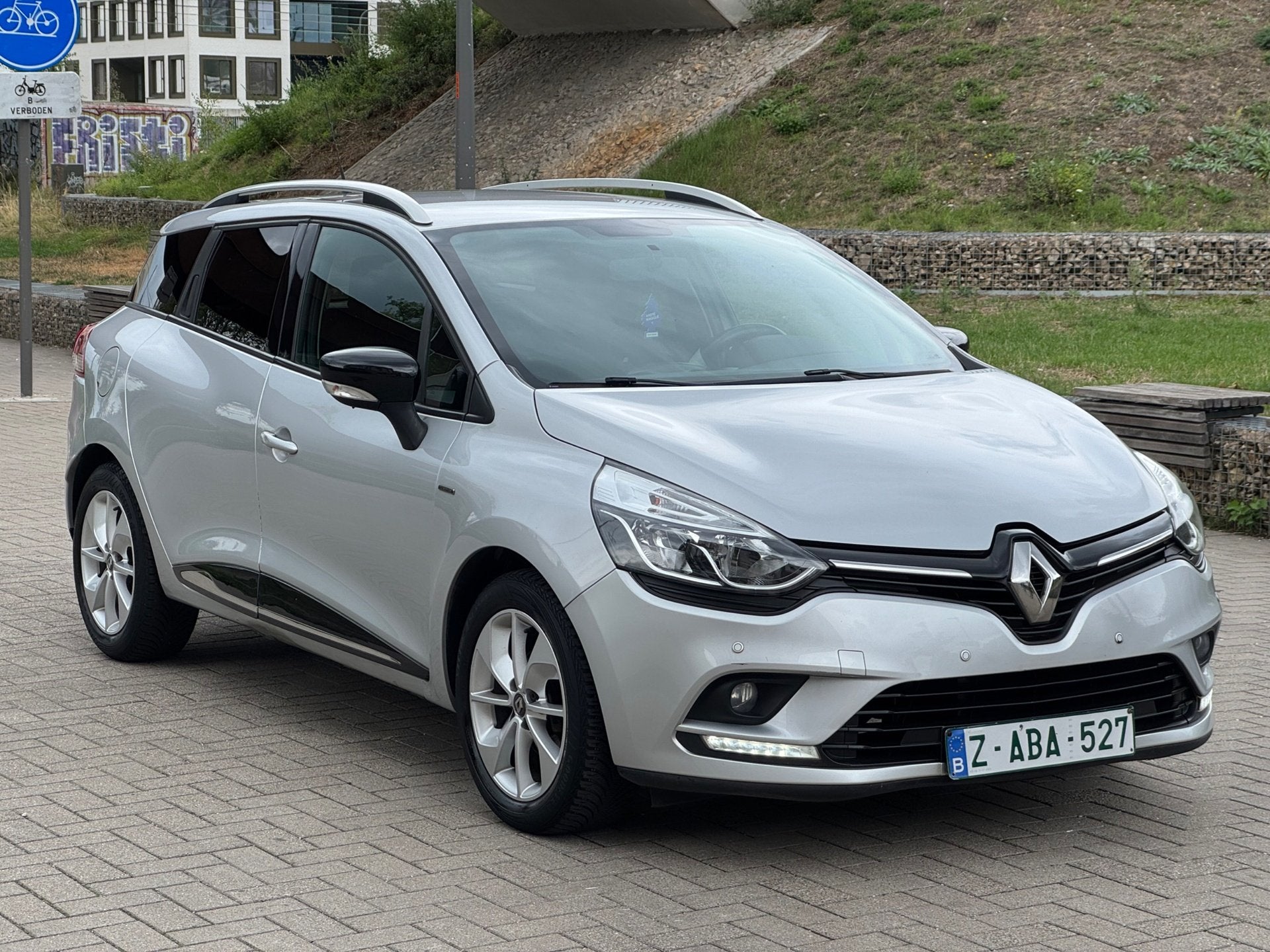 Renault Clio | Airco | Benzine | Euro 6b, Argent ou Gris, 74 ch, Euro 6, Entreprise