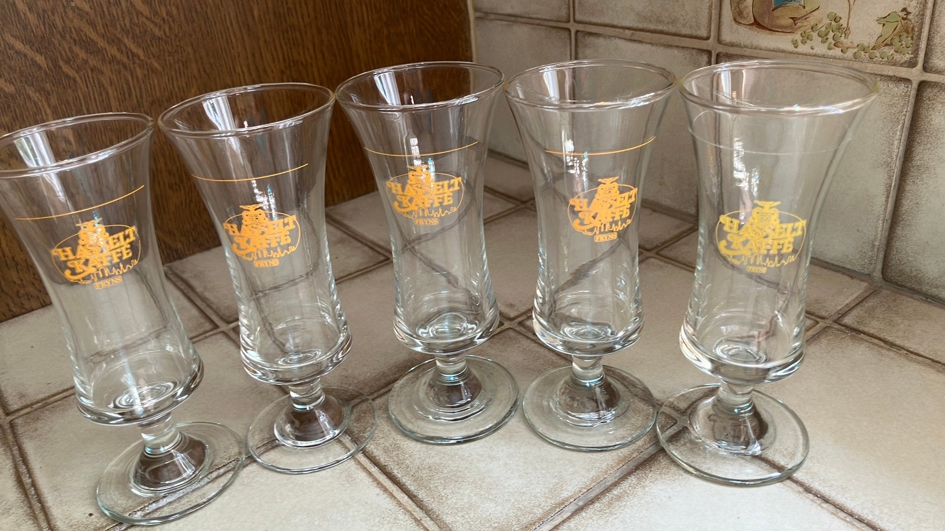 Vintage "Hasselt Kaffé" Glazen 5 Fryns Distillery Hasselt, Verzamelen, Glas en Drinkglazen, Ophalen of Verzenden, Zo goed als nieuw
