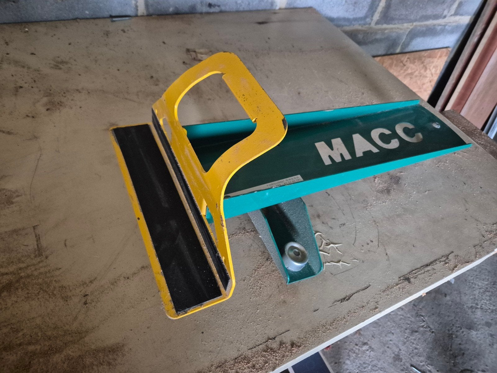 deur krik macc, Doe-het-zelf en Bouw, Ophalen, Zo goed als nieuw