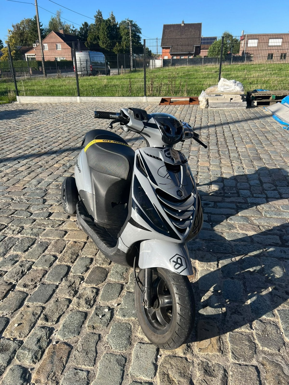 Zip a klasse, Fietsen en Brommers, Ophalen, Zo goed als nieuw