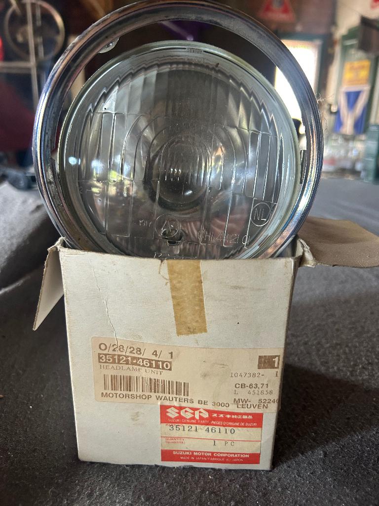 Suzuki PE koplampunit, Motos, Enlèvement, Neuf