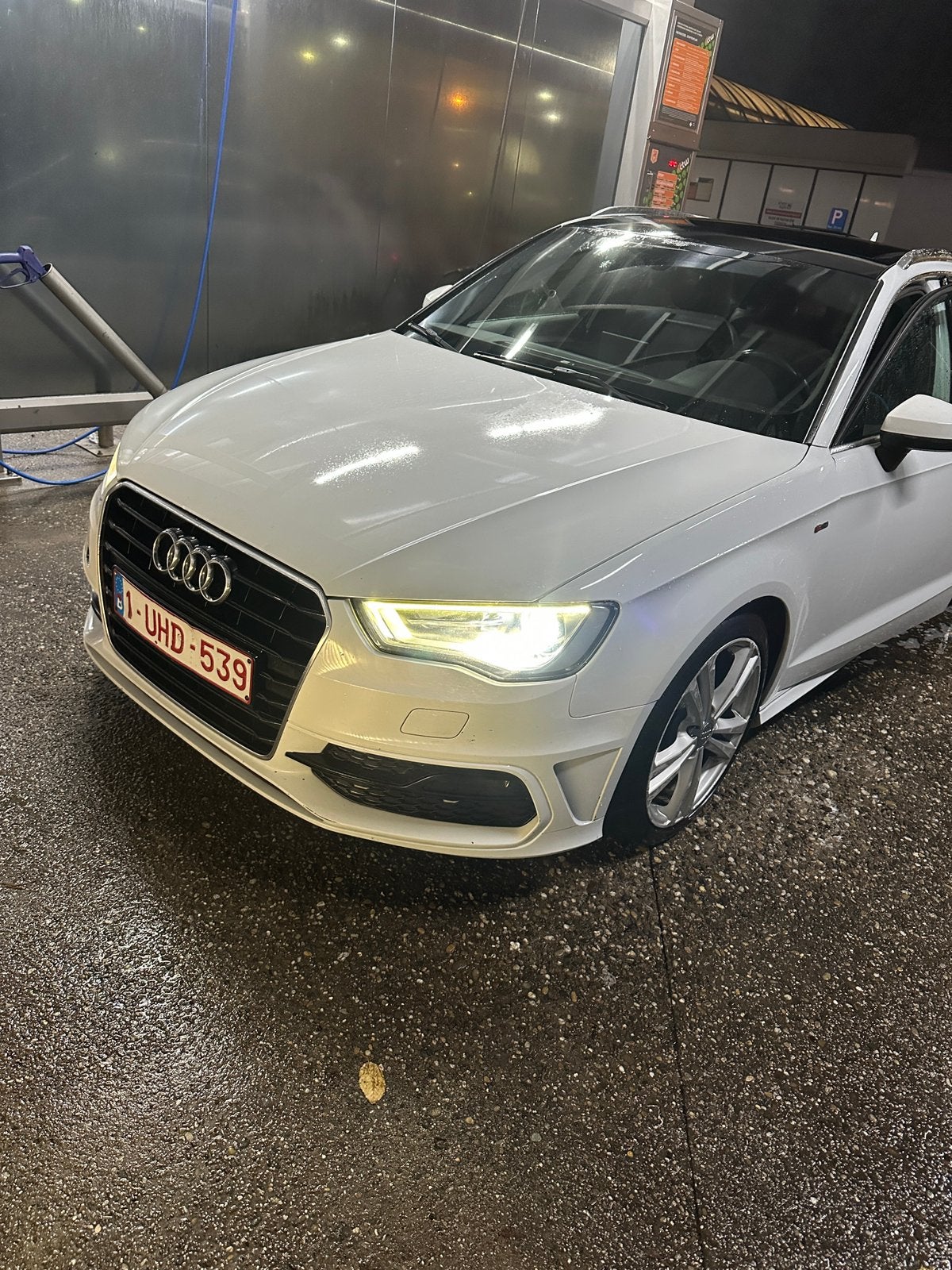 Audi A3 sportback Sline, Autos, Achat, Boîte manuelle, Noir, 5 portes