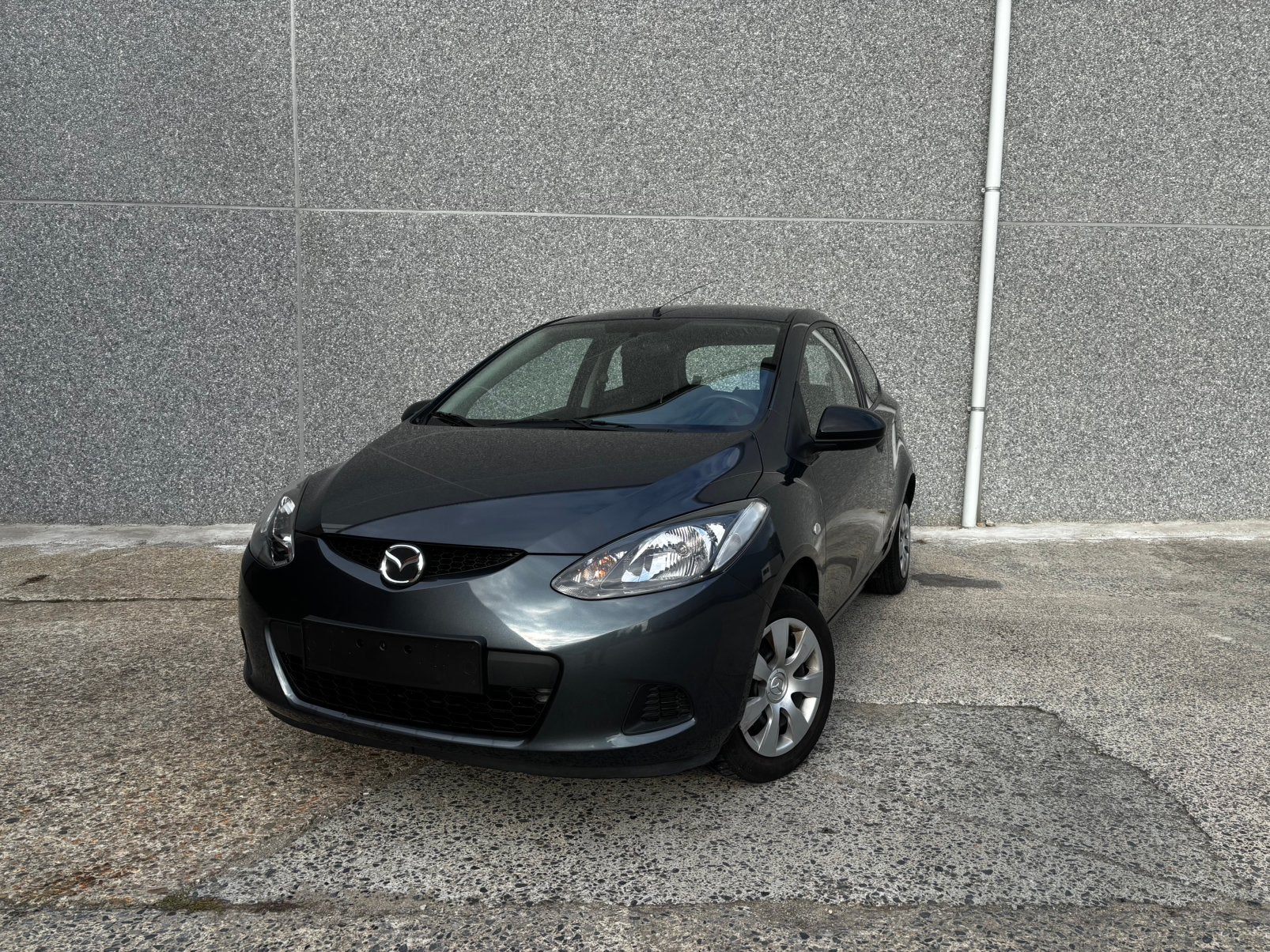 Mazda 2 - 1.3 essence - 69.000km !!, Auto's, Voorwielaandrijving, Stof, Boordcomputer, 1349 cc