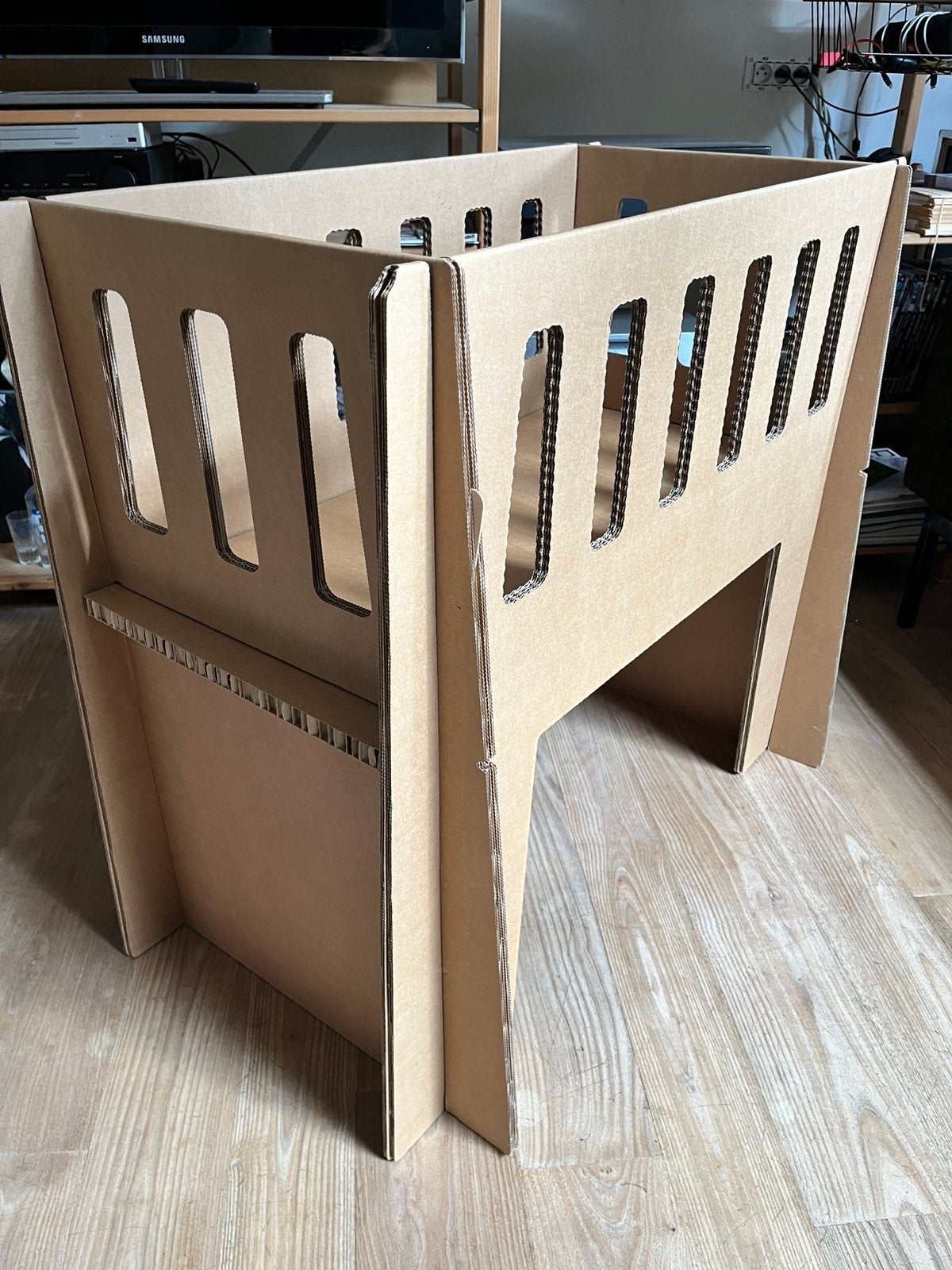 Babybedje Hap paper crib -  kartonnen wiegje, Kinderen en Baby's, Ophalen, Nieuw