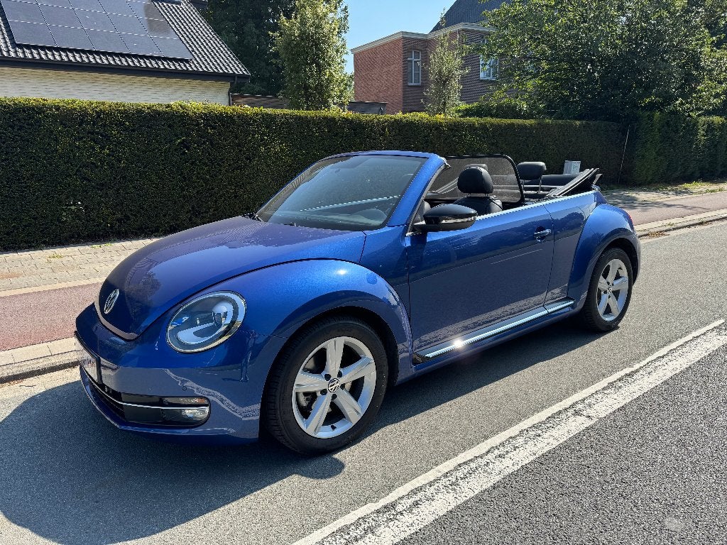 VW Beetle Cabrio in prima staat, 4 cilinders, Cabriolet, Blauw, Leder