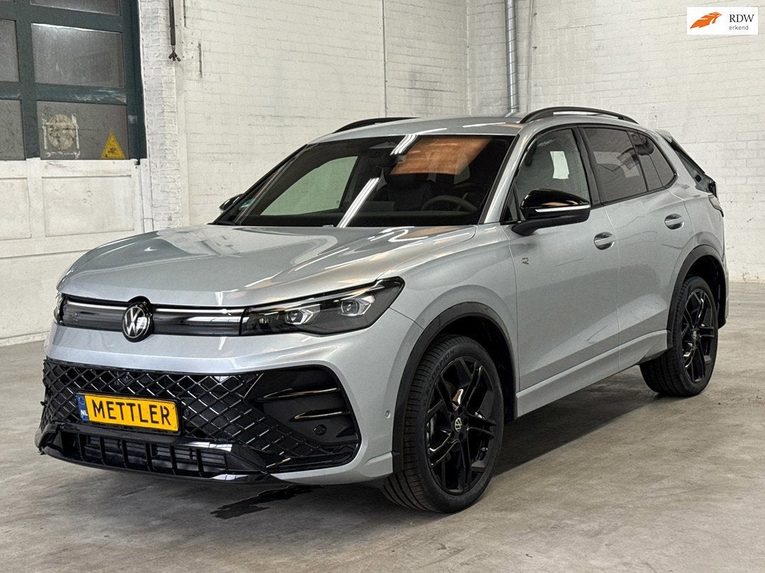 Volkswagen Tiguan 2.0 R-Line | Memory seats | Massage | ACC, Autos, Argent ou Gris, Achat, Euro 6, Entreprise