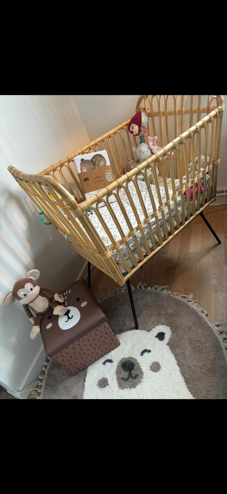 baby bed# babywieg# new born #vintage, Kinderen en Baby's, Ophalen, Wieg