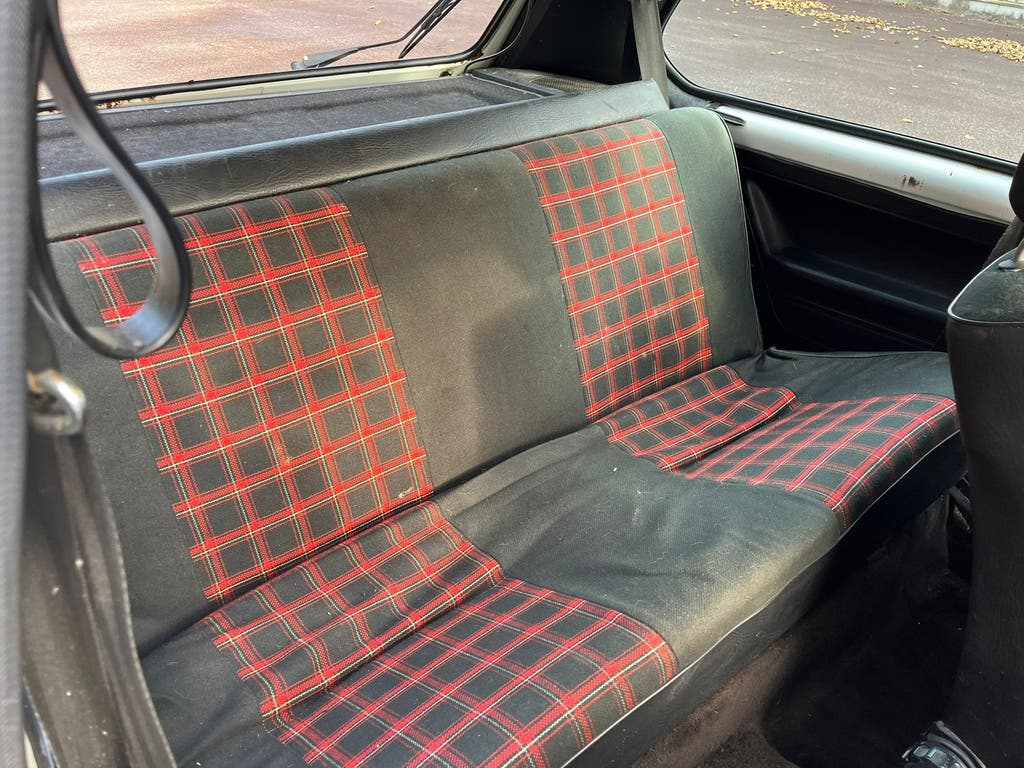 Originele Volkswagen Golf Mk1 GTI 1979, foto 7