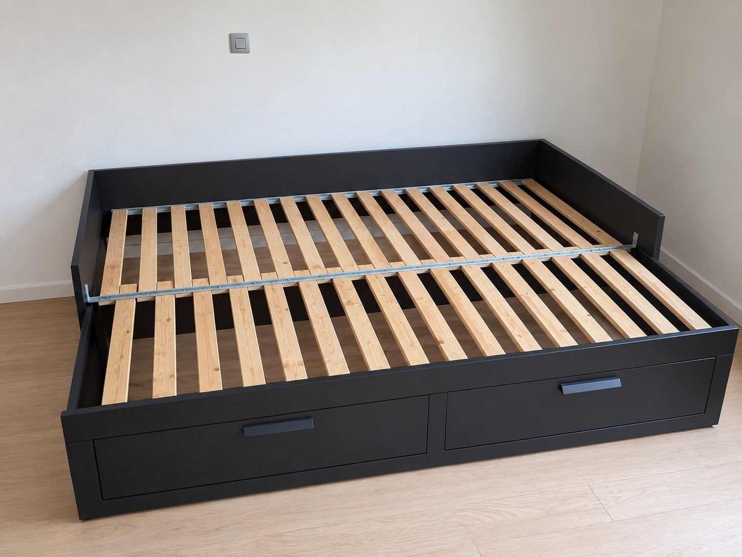 Brimnes uitschuifbaar bed zwart, Ophalen, Zwart