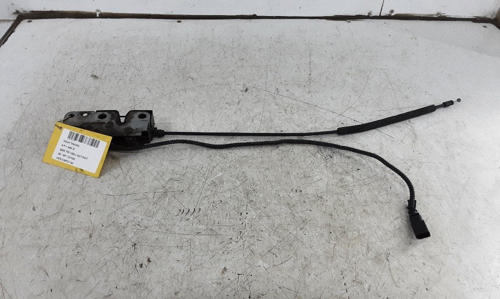 MOTORKAP SLOT Volkswagen Tiguan (5N1 / 2) (01-2007/07-2018), Auto-onderdelen, Gebruikt, Volkswagen