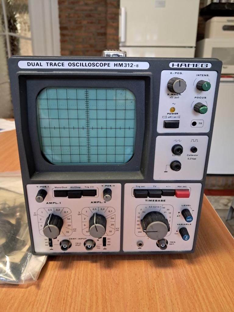 Oscilloscope HAMEG, Bricolage & Construction, Instruments de mesure, Enlèvement