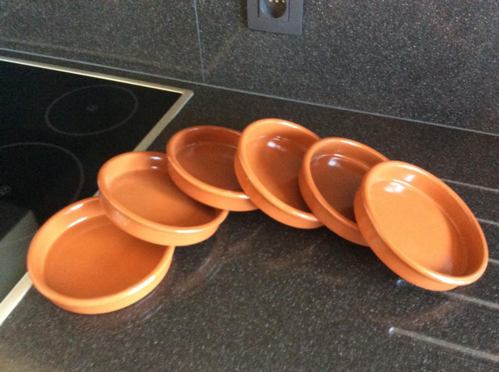 Ovenschoteltjes    16 cm. x 4 cm., Huis en Inrichting, Ophalen, Nieuw