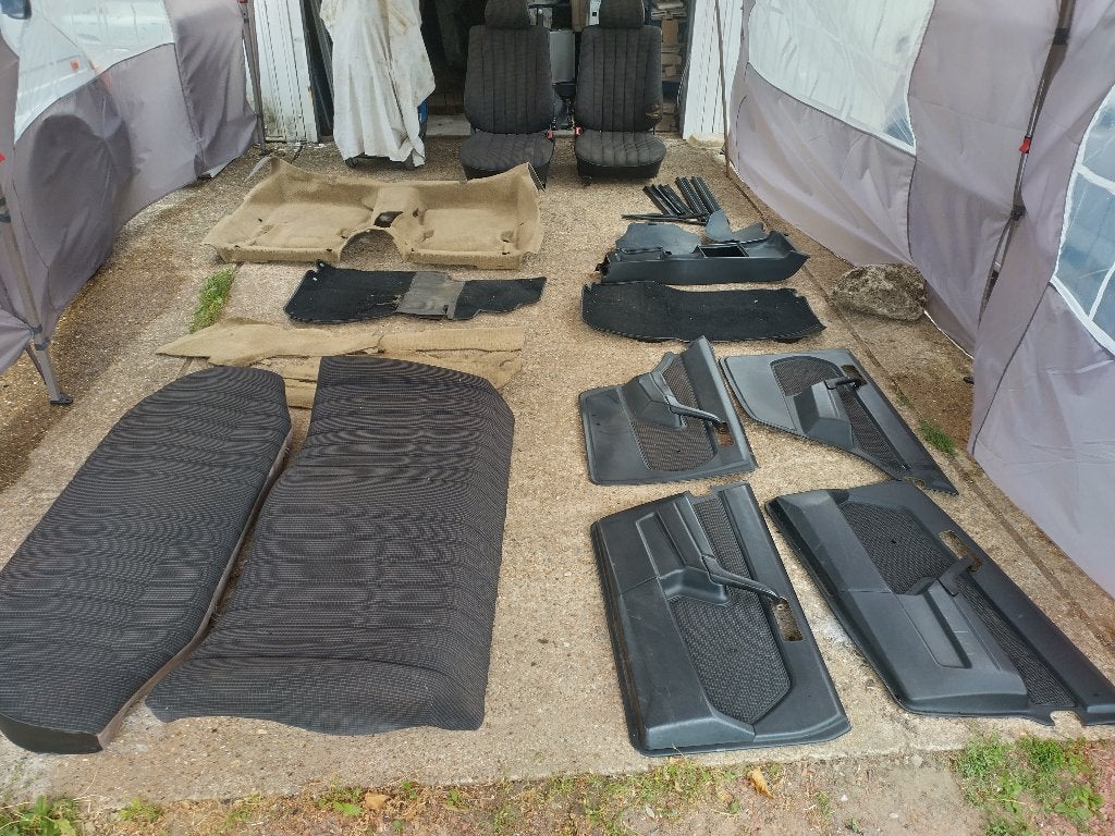 Te koop bekleding en zetels van Mercedes 190 van 1984, foto 9