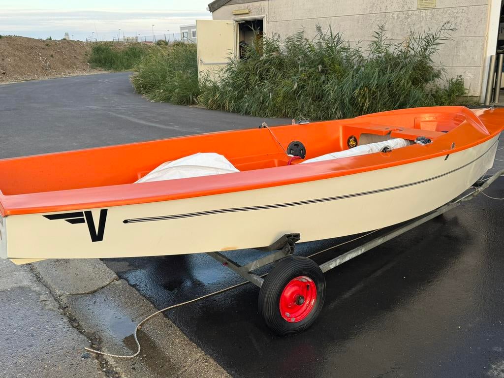 Vaurien van polyester uit 1980, Ophalen, Zo goed als nieuw, Polyester