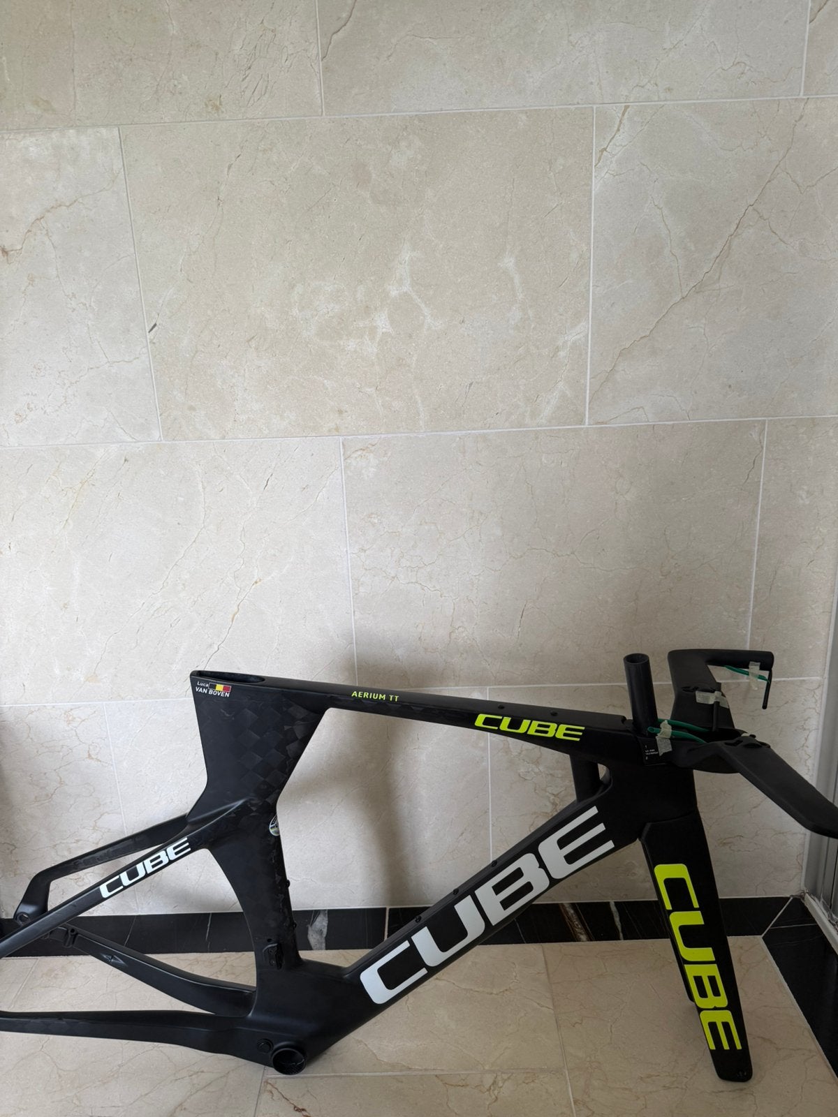 Kader Cube aerium TT, Ophalen, Zo goed als nieuw