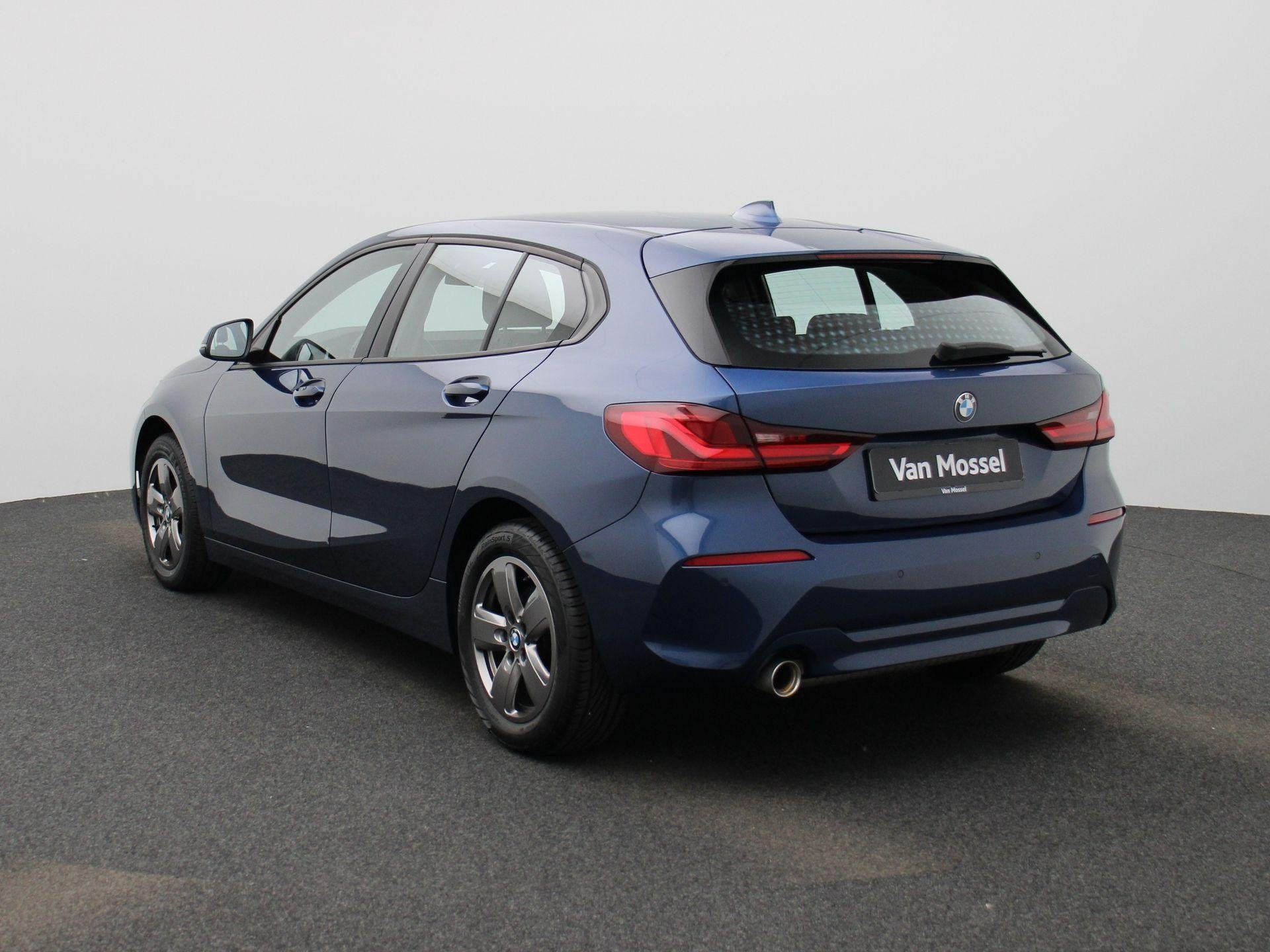 BMW 1 Reeks Hatch 118iA (100 kW), Auto's, Gebruikt, Automatische klimaatregeling, 5 zetels, 3 cilinders